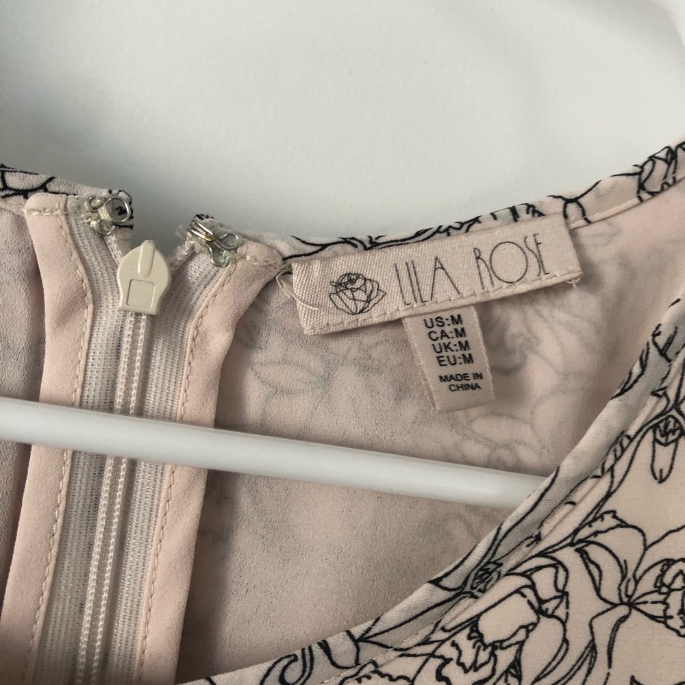 LILA ROSE | Halter Blouse - Picture 3 of 8
